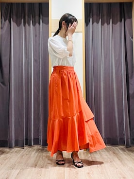 「ティアードスカート」｜「アイテム（PC・スマホグッズ/家電）」を使った、Wendyさん（レディース・162cm）の夏コーディネート