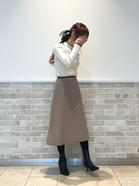 「オフィスカジュアル」｜「アイテム（PC・スマホグッズ/家電）」を使った、Wendyさん（レディース・162cm）の秋コーディネート