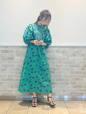「春服デビュー宣言」｜「アイテム（PC・スマホグッズ/家電）」を使った、Wendyさん（レディース・162cm）の春コーディネート