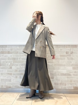 「ロゴニット」｜「アイテム（PC・スマホグッズ/家電）」を使った、Wendyさん（レディース・162cm）の秋コーディネート