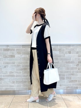 「ジレ」｜「アイテム（PC・スマホグッズ/家電）」を使った、Wendyさん（レディース・162cm）の夏コーディネート