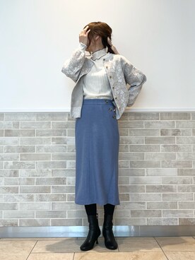 「花柄」｜「アイテム（PC・スマホグッズ/家電）」を使った、Wendyさん（レディース・162cm）の秋コーディネート