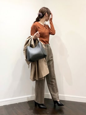 「Te chichi（テチチ）のアイテム（トレンチコート）」を使った、Wendyさん（レディース・162cm）の秋コーディネート