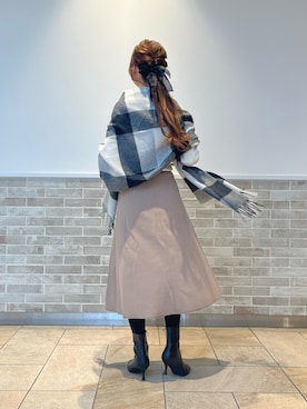 「マフラー」｜「アイテム（PC・スマホグッズ/家電）」を使った、Wendyさん（レディース・162cm）の秋コーディネート
