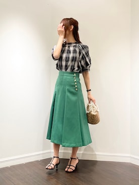 「カラー×コーデ」｜「アイテム（PC・スマホグッズ/家電）」を使った、Wendyさん（レディース・162cm）の春コーディネート