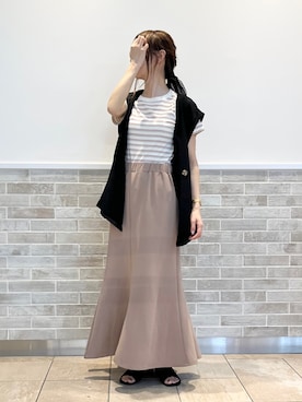「ジレ」｜「アイテム（PC・スマホグッズ/家電）」を使った、Wendyさん（レディース・162cm）の夏コーディネート