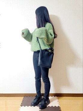 「NEV（ネブ）のアイテム」を使った、文さん（レディース・153cm）の秋コーディネート