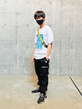 FR2(エフアールツー)のカーゴパンツを使った人気ファッション