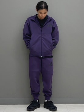 「アイテム（スウェットパンツ）」を使った、ESさん（メンズ・165cm）の秋コーディネート