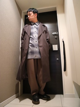 「GUコーデ」｜「アイテム（トレンチコート）」を使った、しんじさん（メンズ・169cm）の冬コーディネート
