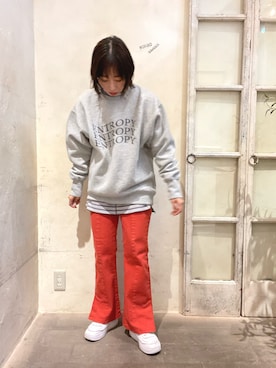 「w closet（ダブルクローゼット）のアイテム（Tシャツ/カットソー）」を使った、HIRAI RINAさん（レディース・153cm）の秋コーディネート