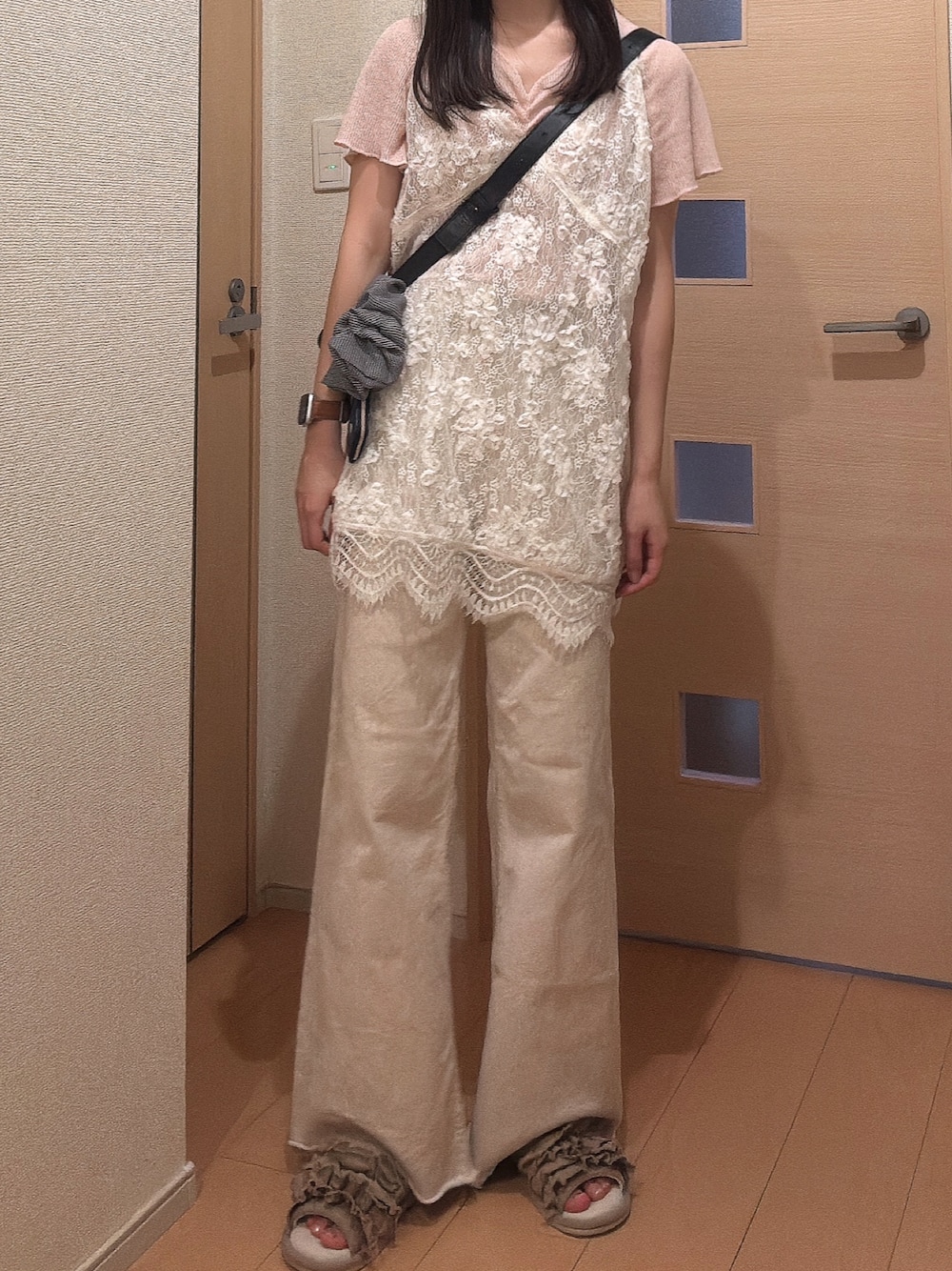 ZARA ブラウン レースキャミワンピース今期新作Sサイズ ZARA ブラウン レースキャミワンピース今期新作Sサイズ