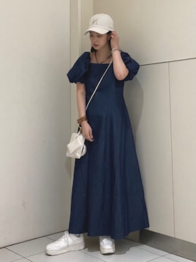 田中李央子さんの「厚底スニーカー」を使ったコーディネート