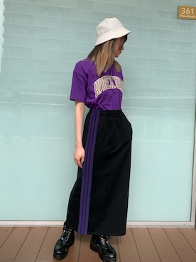 「パープル×黒」｜「アイテム（スカート）」を使った、ひなこさん（レディース・166cm）の夏コーディネート