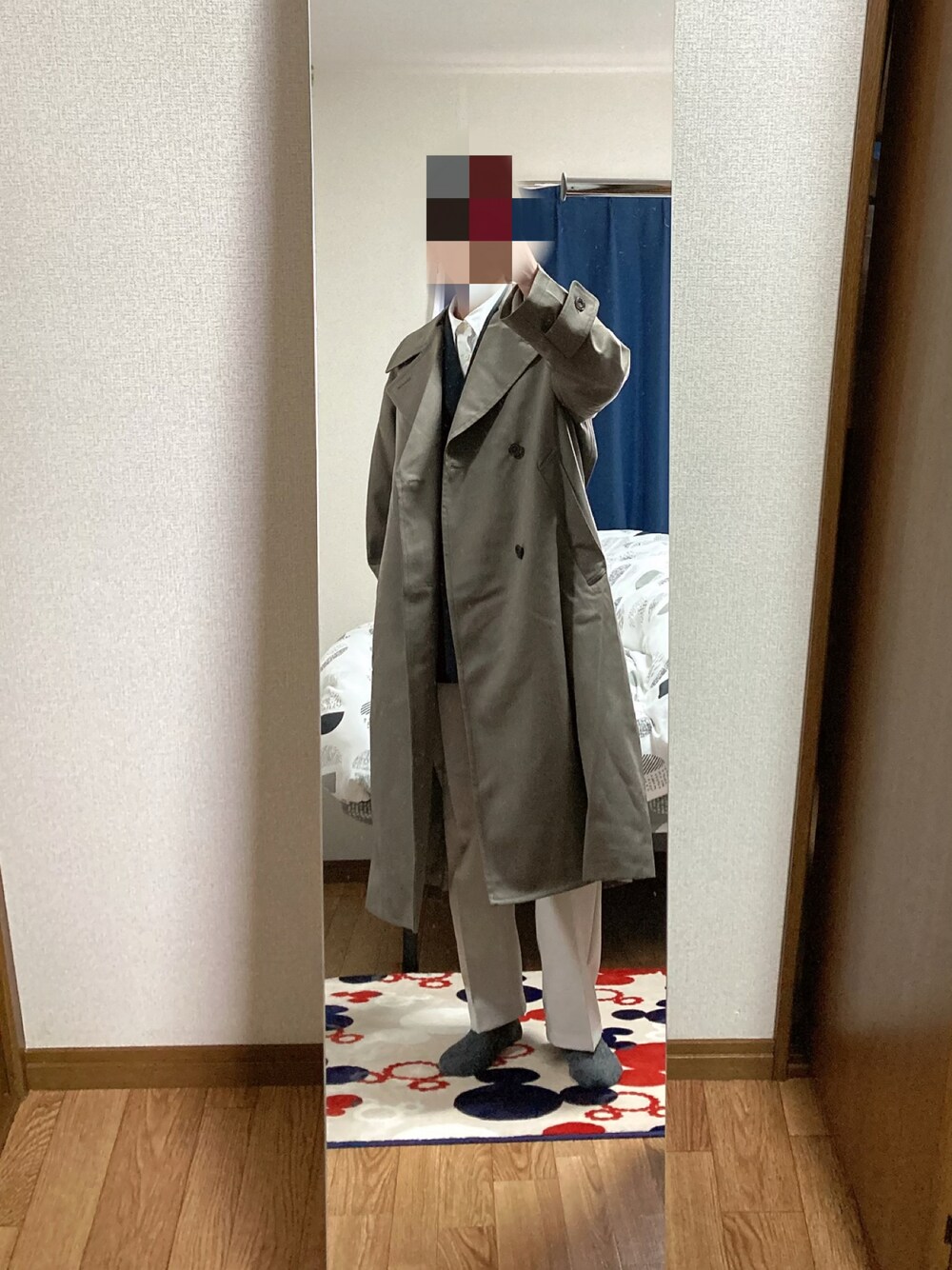「WYM、WYM LIDNM、春、シンプル、大人コーデ、今日のコーデ、お洒落さんとつながりたい、プチプラ、春服みてみて、スラックス、シャツスタイル、GU」｜「WYM LIDNMの【WYM LIDNM】MINIMAL WIDE TRENCH COAT（トレンチコート、ベージュ系）」を使った、りゅーせーさん（メンズ・167cm）の春コーディネートの1枚目の写真
