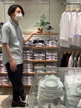 「UNIQLO（ユニクロ）のアイテム（スラックス）」を使った、SHIRTS PLAZA 磐田ららぽーと店さん（メンズ・170cm）の夏コーディネート