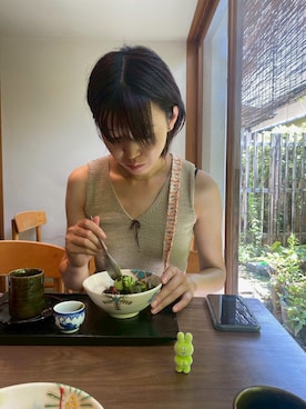 「VINTAGE（ヴィンテージ）のアイテム（ニット/セーター）」を使った、木㟢さん（レディース・167cm）の秋コーディネート