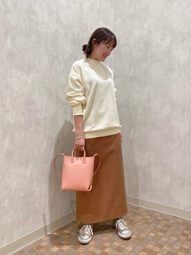 「SHENERY」｜「アイテム（スウェット）」を使った、OIZUMI_157cmさん（レディース・156cm）の秋コーディネート