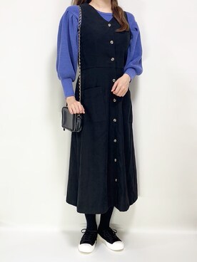 「archives（アルシーヴ）のアイテム（ジャンパースカート）」を使った、Micoさん（レディース・160cm）の秋コーディネート