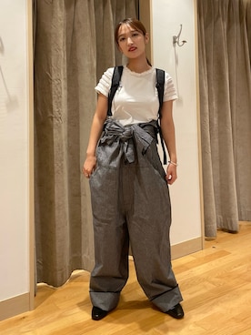 「アイテム（サロペット/オーバーオール）」を使った、KANAKOさん（レディース・163cm）の秋コーディネート