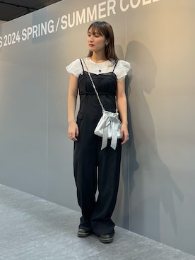 「Ray BEAMS（レイビームス）のアイテム（オールインワン・サロペット）」を使った、KANAKOさん（レディース・163cm）の春コーディネート