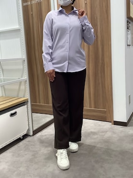 「TOKYO SHIRTS（トウキョウシャツ）の【吸水速乾】【COFREX】 形態安定ノンアイロン レギュラー 長袖ビジネスワイシャツ（ビジネスシャツ、パープル系）」を使った、TOKYO SHIRTS 成田イオンモール店さん（レディース・156cm）の秋コーディネート