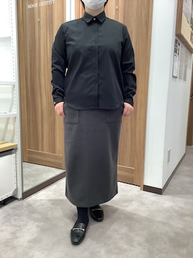 「アイテム（ビジネスシャツ）」を使った、TOKYO SHIRTS 成田イオンモール店さん（レディース・155cm）の冬コーディネート