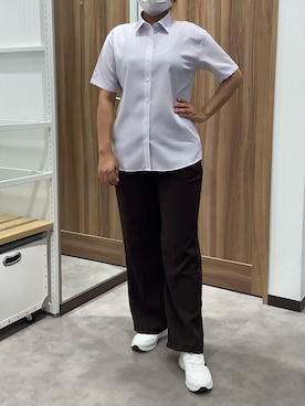 「TOKYO SHIRTS（トウキョウシャツ）の【吸水速乾】 形態安定ノンアイロン ワイド 半袖ビジネスワイシャツ（ビジネスシャツ、パープル系）」を使った、TOKYO SHIRTS 成田イオンモール店さん（レディース・156cm）の夏コーディネート
