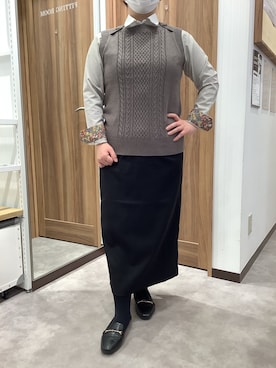 「アイテム（ビジネスシャツ）」を使った、TOKYO SHIRTS 成田イオンモール店さん（レディース・155cm）の冬コーディネート