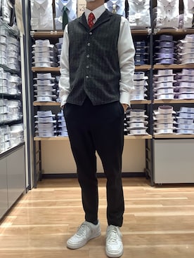 「TOKYO SHIRTS（トウキョウシャツ）のストライプ 前身カットラペル　ニットジ（ベスト）」を使った、BRICK HOUSE by Tokyo Shirts 武蔵村山イオンモール店さん（メンズ・168cm）の冬コーディネート