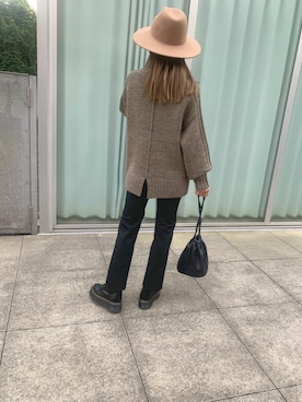 「MURUA（ムルーア）のバックスリットニットチュニック（ニット/セーター）」を使った、伊藤 奈那さん（レディース・154cm）の秋コーディネート