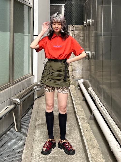 jouetie（ジュエティ）の「championハーフZIPクロップドT