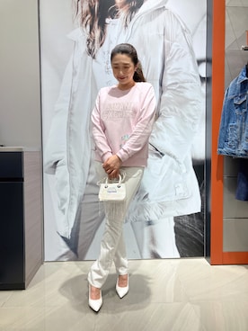 「armaniexchange」｜「アイテム（パンプス）」を使った、Iku.Yさん（レディース・168cm）の冬コーディネート