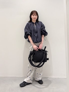 「OLEND（オレンド）のアイテム」を使った、HINAさん（レディース・156cm）の春コーディネート