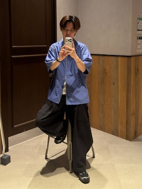 「RAGEBLUE（レイジブルー）のDESIGN SEAM WIDE CURVE PANTS/デザインシームワイドカーブパンツ（スラックス、ブラック系）」を使った、25a99さん（メンズ）の夏コーディネート