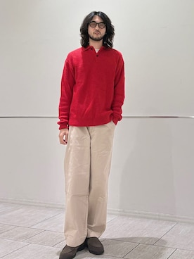 「アイテム（ポロシャツ、レッド系）」を使った、室川さん（メンズ・178cm）の秋コーディネート