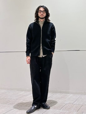 「アイテム（ファッション雑貨、ベージュ系）」を使った、室川さん（メンズ・178cm）の秋コーディネート