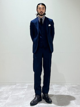「アイテム（スーツジャケット）」を使った、室川さん（メンズ・178cm）の秋コーディネート