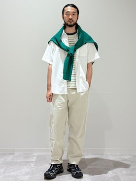 「シップス カラーズ」｜室川さん（メンズ・178cm）の秋コーディネート