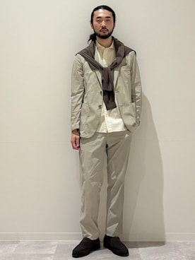 「アイテム（ローファー）」を使った、室川さん（メンズ・178cm）の夏コーディネート