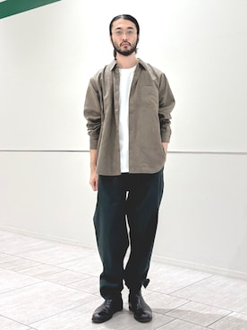 「SHIPS（シップス）のアイテム」を使った、室川さん（メンズ・178cm）の秋コーディネート
