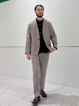 「アイテム（ノーカラージャケット）」を使った、室川さん（メンズ・178cm）の秋コーディネート