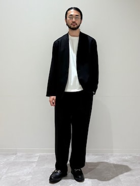 「アイテム（ノーカラージャケット）」を使った、室川さん（メンズ・178cm）の秋コーディネート