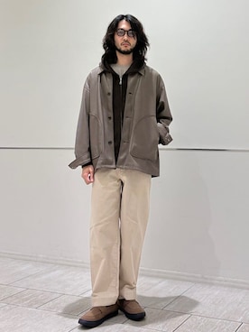 「SHIPS（シップス）のアイテム（その他パンツ）」を使った、室川さん（メンズ・178cm）の秋コーディネート
