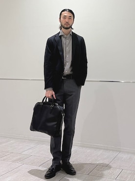 「SHIPS Colors（シップス カラーズ）のSHIPS Colors:スエード サイズレス ベルト（ベルト、ブラック系）」を使った、室川さん（メンズ・178cm）の春コーディネート