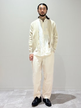 「シップス カラーズ」｜室川さん（メンズ・178cm）の秋コーディネート