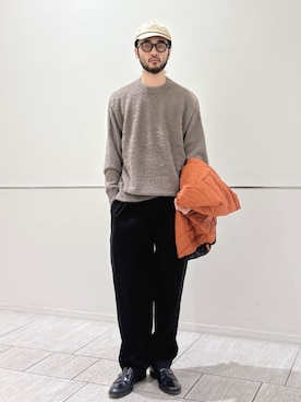 「アイテム（サングラス、ベージュ系）」を使った、室川さん（メンズ・178cm）の秋コーディネート