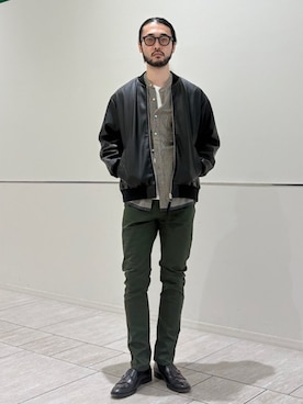 「アイテム（ブルゾン）」を使った、室川さん（メンズ・178cm）の秋コーディネート