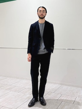 「アイテム（スーツジャケット）」を使った、室川さん（メンズ・178cm）の秋コーディネート