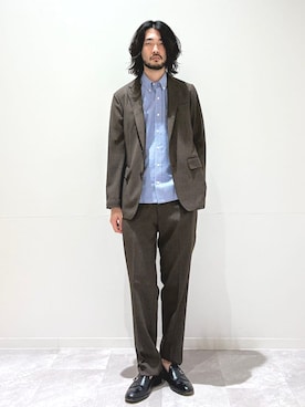 「シップス カラーズ」｜室川さん（メンズ・178cm）の夏コーディネート